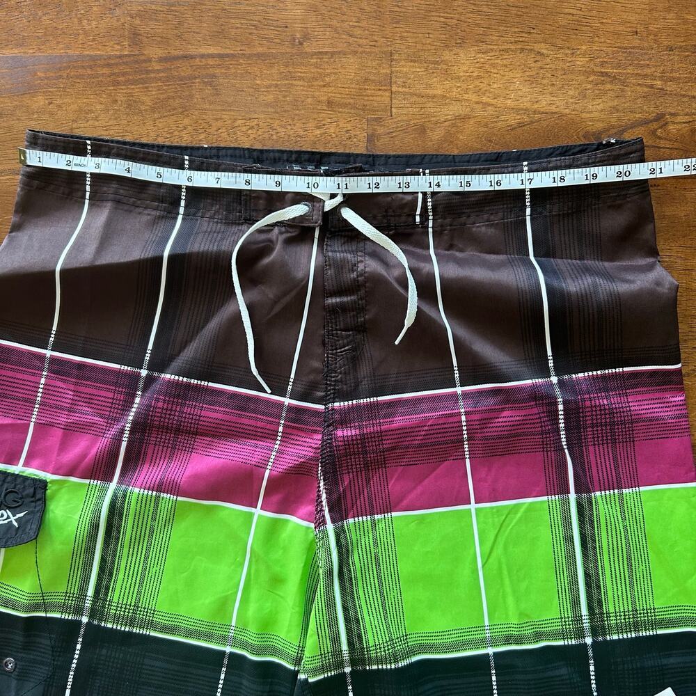 Billabong Quads Plaid Board Shorts, Mens Size 40 Surf Swim Casual Vibrant Colors - Picture 5 of 9